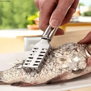 Stainless Steel Fish Scaler with Serrated Edges, Efficient and Quick Fish Cleaning Tool, Durable and Easy-to-Use Fish Descaler for Kitchen, Outdoor Camping, Seafood Preparation, Picnic, and Dining