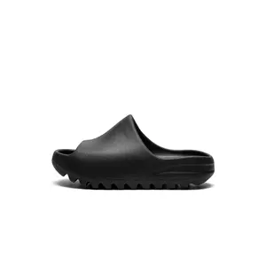 Yeezy Slide Kids "Onyx" HQ4115