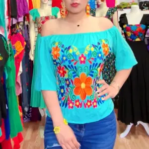 Blusa enamorada en tela rayón bordada