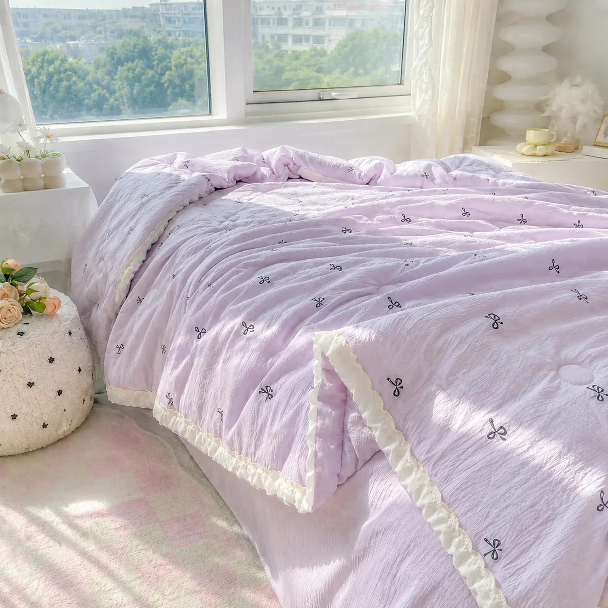 Lightweight Summer Blanket for Bed, Soft Textured Printed Quilt Coverlet, Breathable Thin Blanket for Warm Weather, Cozy Floral Bedding Throw for Bedroom Couch Travel, Floral Print, Bed/Couch