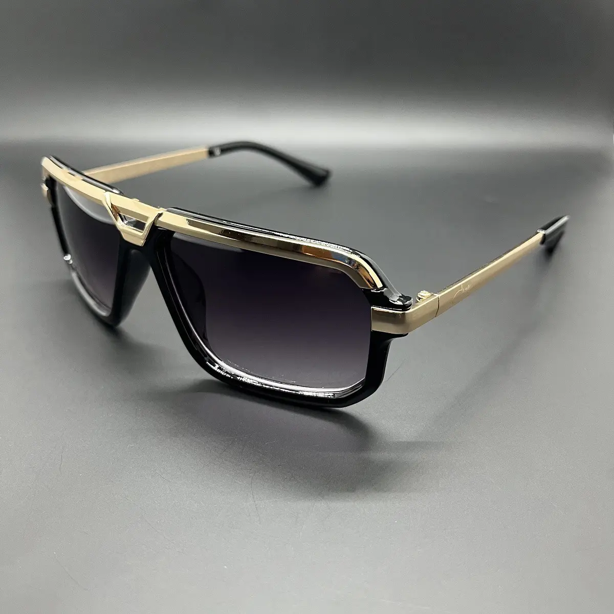 New Arrival Outdoor Brand Design Sunglasses Men Women Stylish Oversized UV400 Shades Traveling Eyewear Camera Photo Glasses