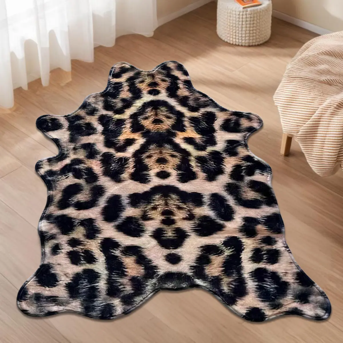 1 Piece Soft & Comfortable Anti-Slip Leopard Rug, Imitation Cashmere Material, Sexy & Wild Design, Universal for Bedroom, Bathroom, Living Room, Ideal for Animal Lovers' Home Decor, Home Decorative Soft Area Rug