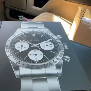 [BOOK/LIBRO] The Rolex Legacy: The History of Rolex Through 120 Seminal and Rare Watches -- James Dowling, Hardcover