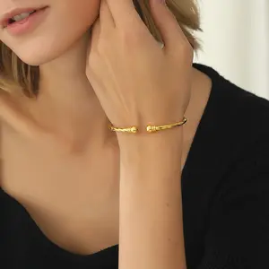 FindChic Simple Cuff Bracelet Fine Bracelets Fashion Jewelry Open Bangle Cuff Bracelets Everyday Jewelry For Women Men Girlfriend Boyfriend