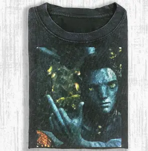 Funny Jake Sully Avatar Graphic Shirt, Meme Middle Avatar Crewneck Shirt, The Way of Water Vintage T-Shirt, Movie Trendy Unisex Streetwear, Retro 90s Style Na'vi Leader Graphic Tee, Vintage Sci-Fi Movie Fan Gift Aesthetic Top