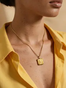 Elegant Women's 3D Letter Pendant Necklace, Personalized Name Jewelry, Stainless Steel Box Chain, Daily Wear Fashion Accessory