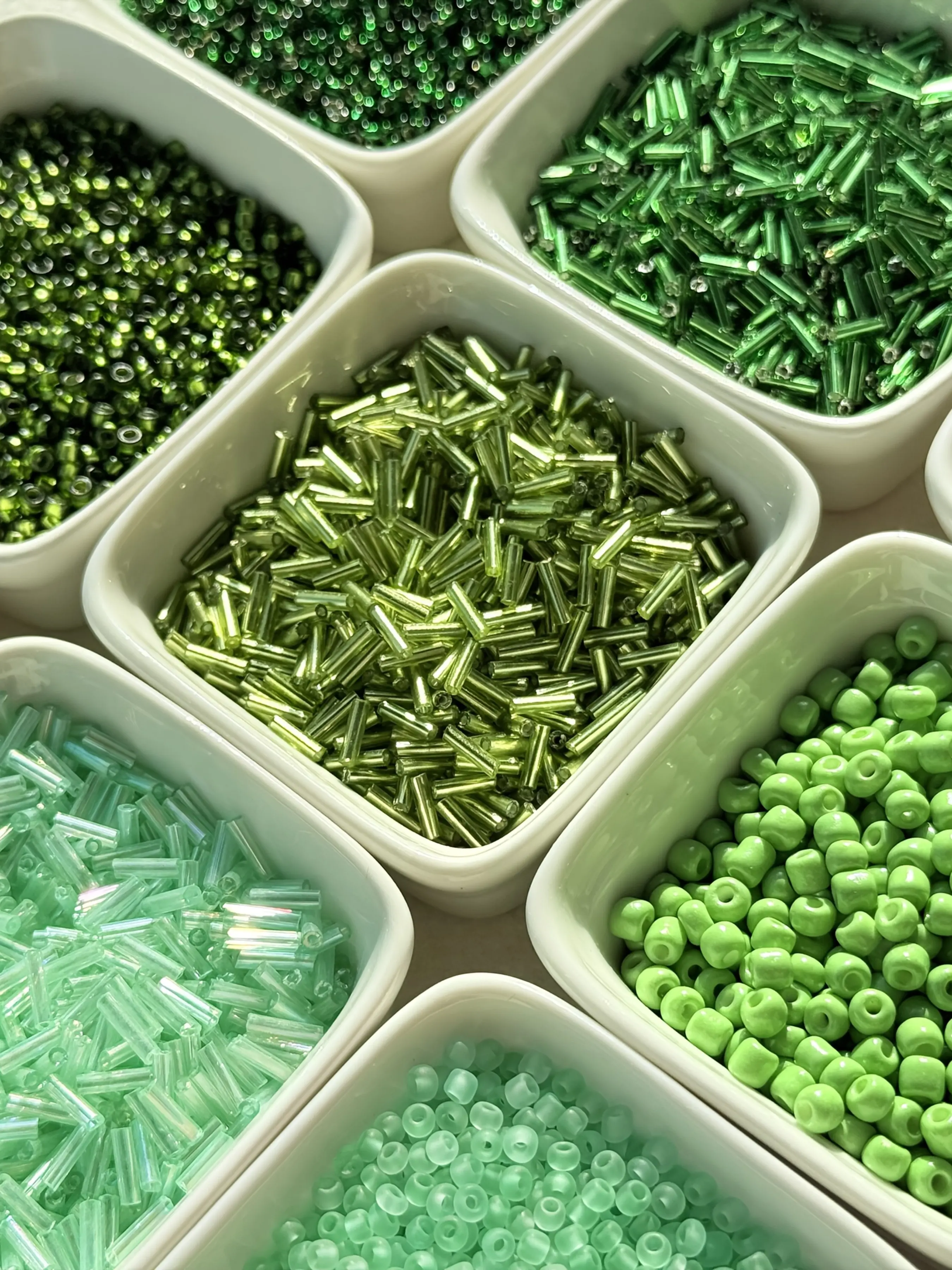 135g Green Seed Beads & Bugle Beads Kit, 9 Colors Glass Bead Assortment (2mm Round & 6mm Tube) for Adult Jewelry Making, Fringe Earrings & Bead Embroidery, DIY Beading, DIY Beads, Jewelry Making Supplies