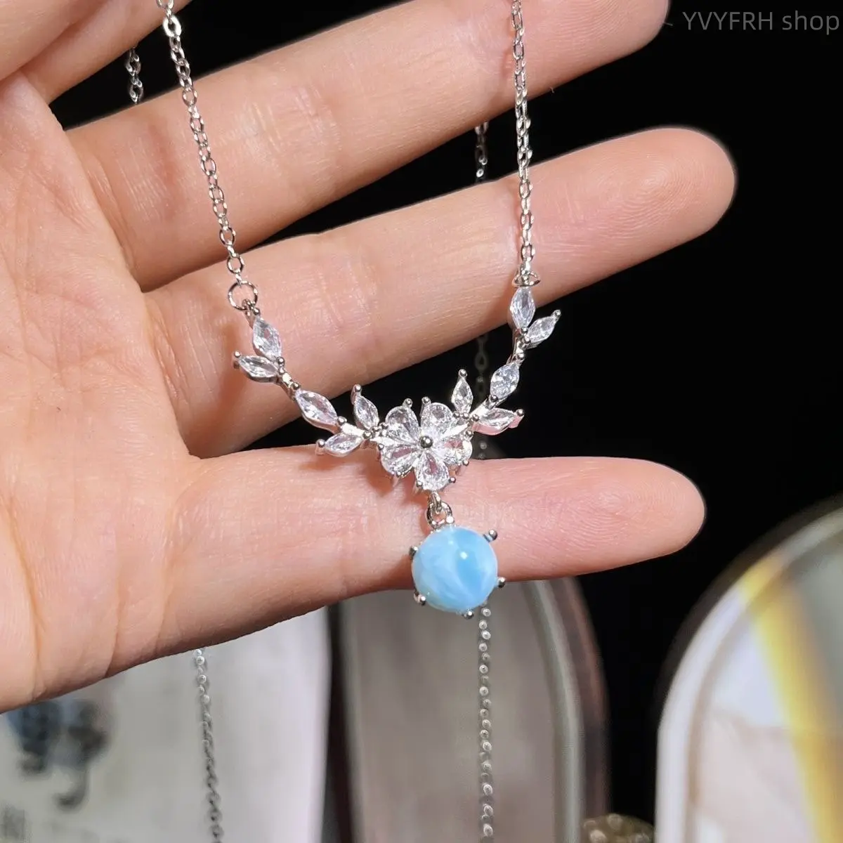Unique Floral Shape Solid Copper Larimar Choker, Natural Blue Ocean Pattern Larimar Clavicle Necklace, Luxury Temperament Wearing Accessory For Ladies Festival Gift