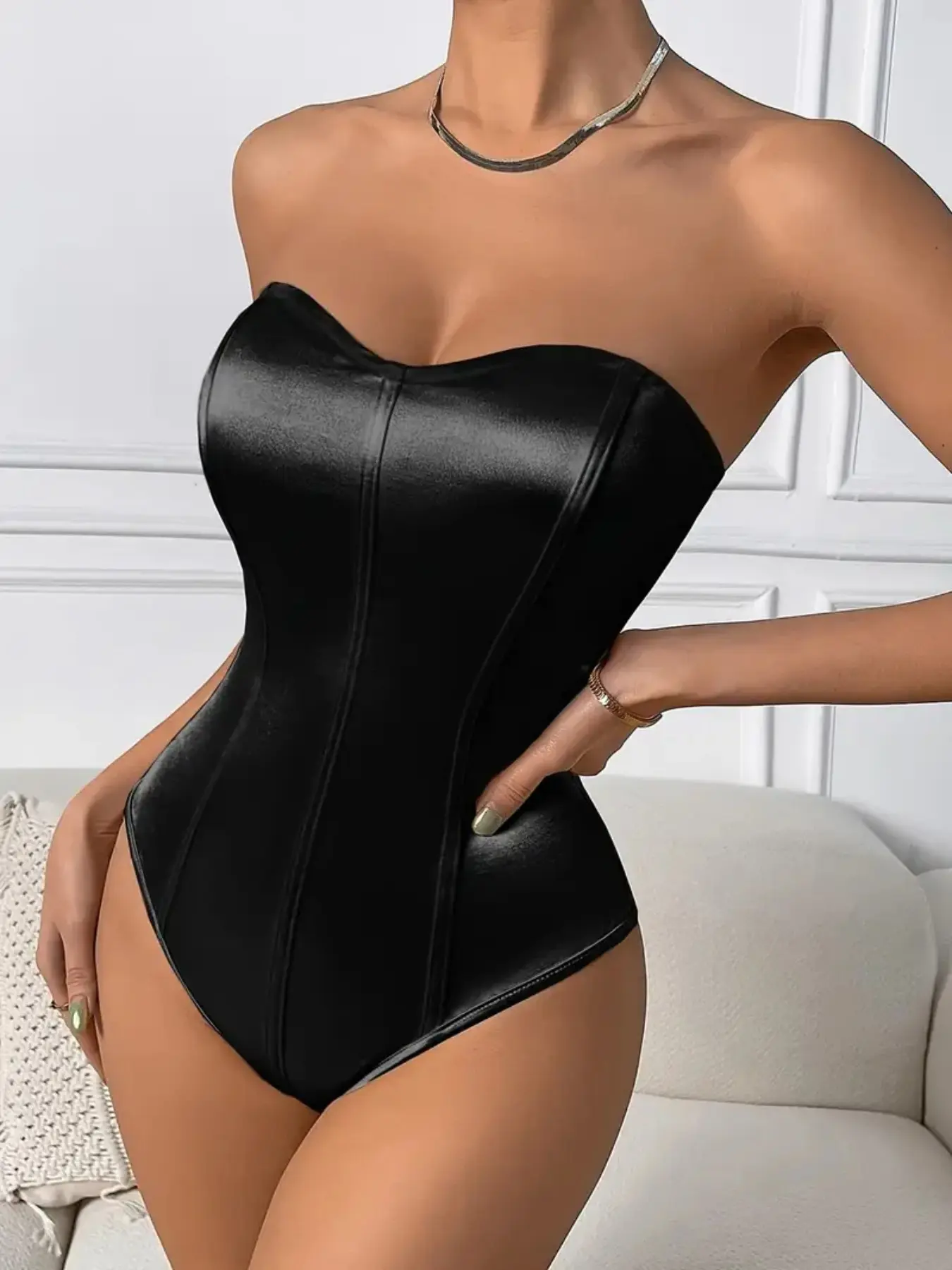 Trendy Y2K Baddie Faux Leather Corset Going Out Bodysuit, Women's Strapless Sleeveless Sweetheart Bustier Tube Top, Snatching Bodycon One Piece for Night Out Clubwear, Viral TikTok Fashion Edgy Chic Aesthetic, Black Sleek Party Festival Outfit