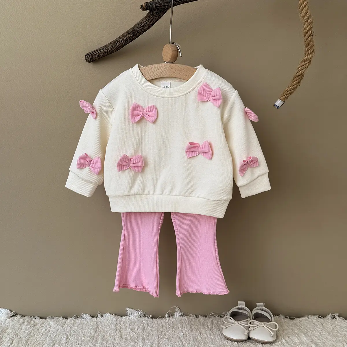 Baby Girls' 2-Piece Clothing Set - Fall-Winter 3D Bow Ruffle Long-Sleeve Sweatshirt & Pink-White Colorblock Elastic Pants, Cute Infant Toddler Casual Outfit Gift Set, 2 Piece Sets Cozy Newborn