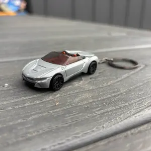 BMW I8 Roadster Keychain
