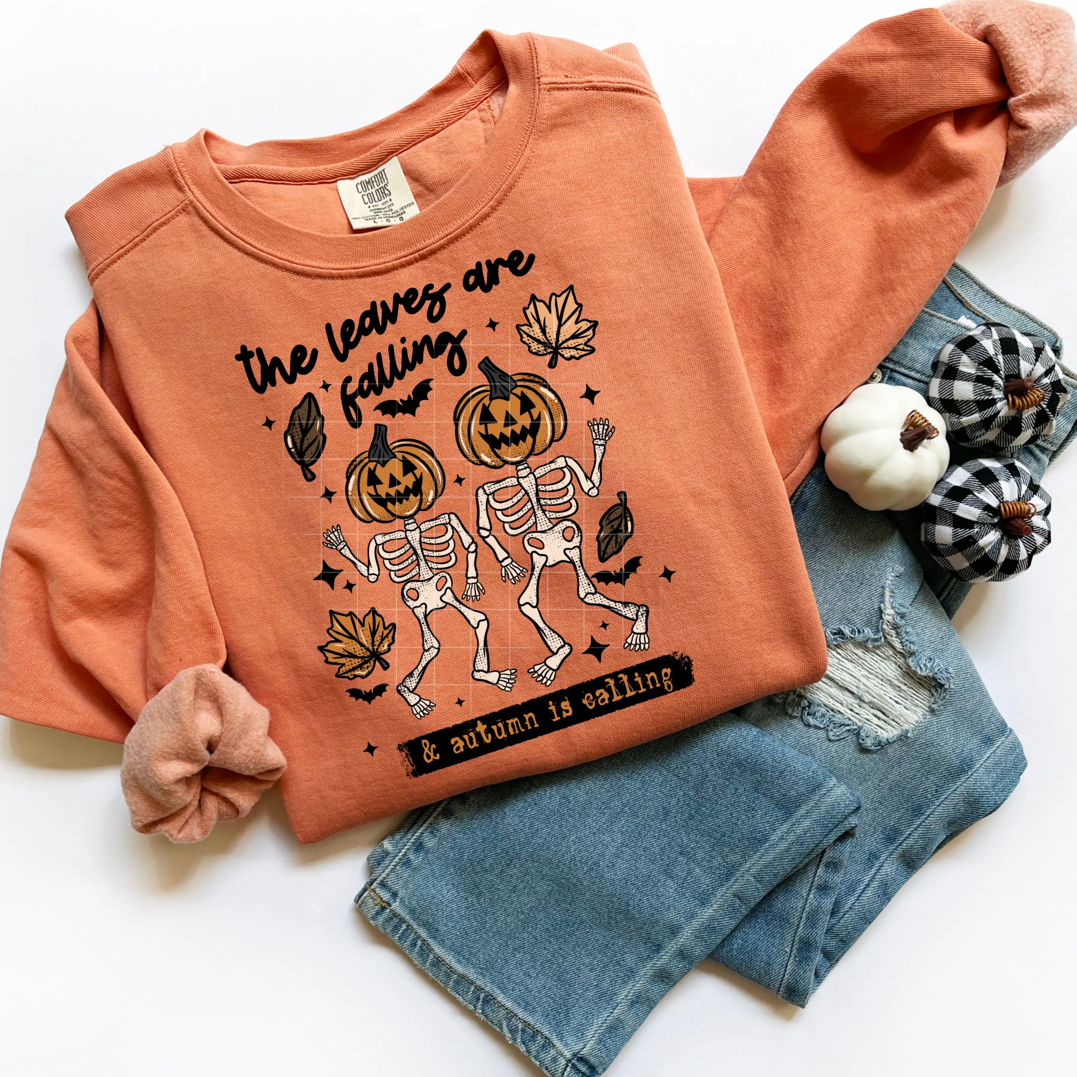 Pumpkin Skeleton Dancing Sweatshirt 🎃🍂 Fall Vibes Cozy Autumn Crewneck