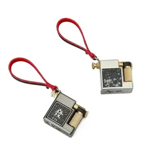 Cool Mini Vintage Kerosene Lighter, Rare & Funny & Unique Novelty Lighter, Retro Trench Wheel, Sideslip Ignition, Very Good Sealing, Long Standby Time, Black & Silver, For Key Pendant, A Classic Gift For Smokers, Boyfriend, Dad, Friend, Husband, (No Fuel)