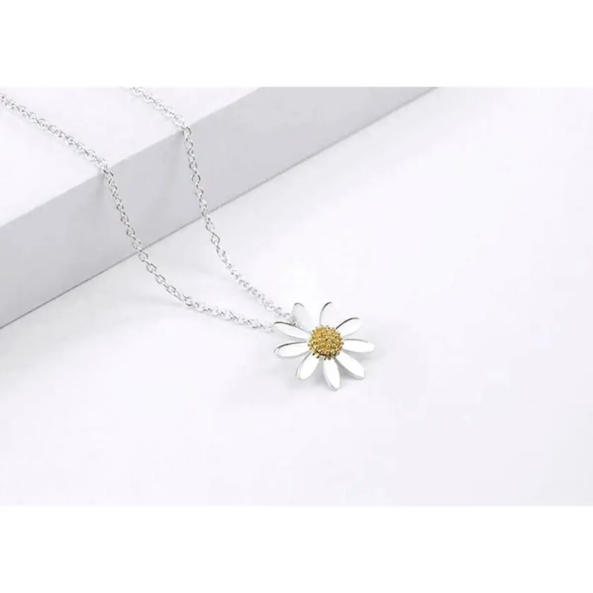 Super Adorable Flower Daisy Silver Pendant Chain Necklace
