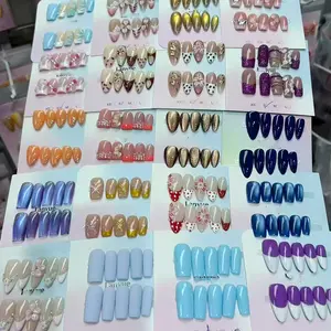 French manicure, elegance never goes out of style