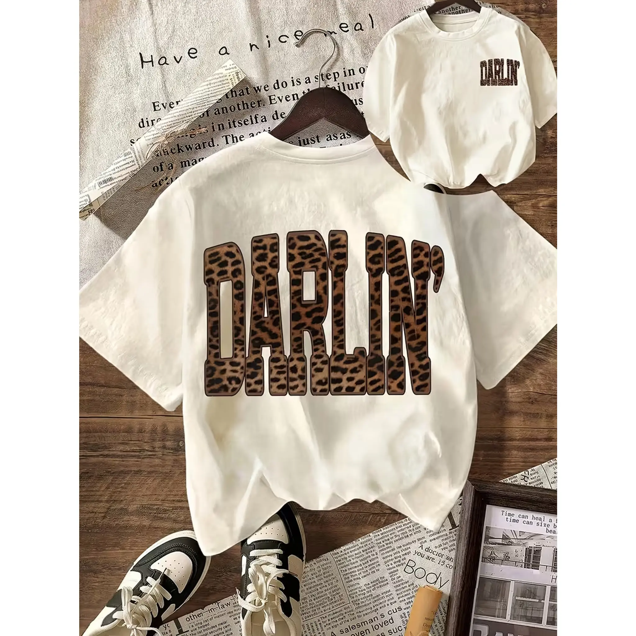 DARLIN Women's Leopard Print T-Shirt - Casual Round Neck Short Sleeve Suitable for Back-to, Casual Attire & Layering Top, Machine Washable -Season Comfortable Basic Tee
