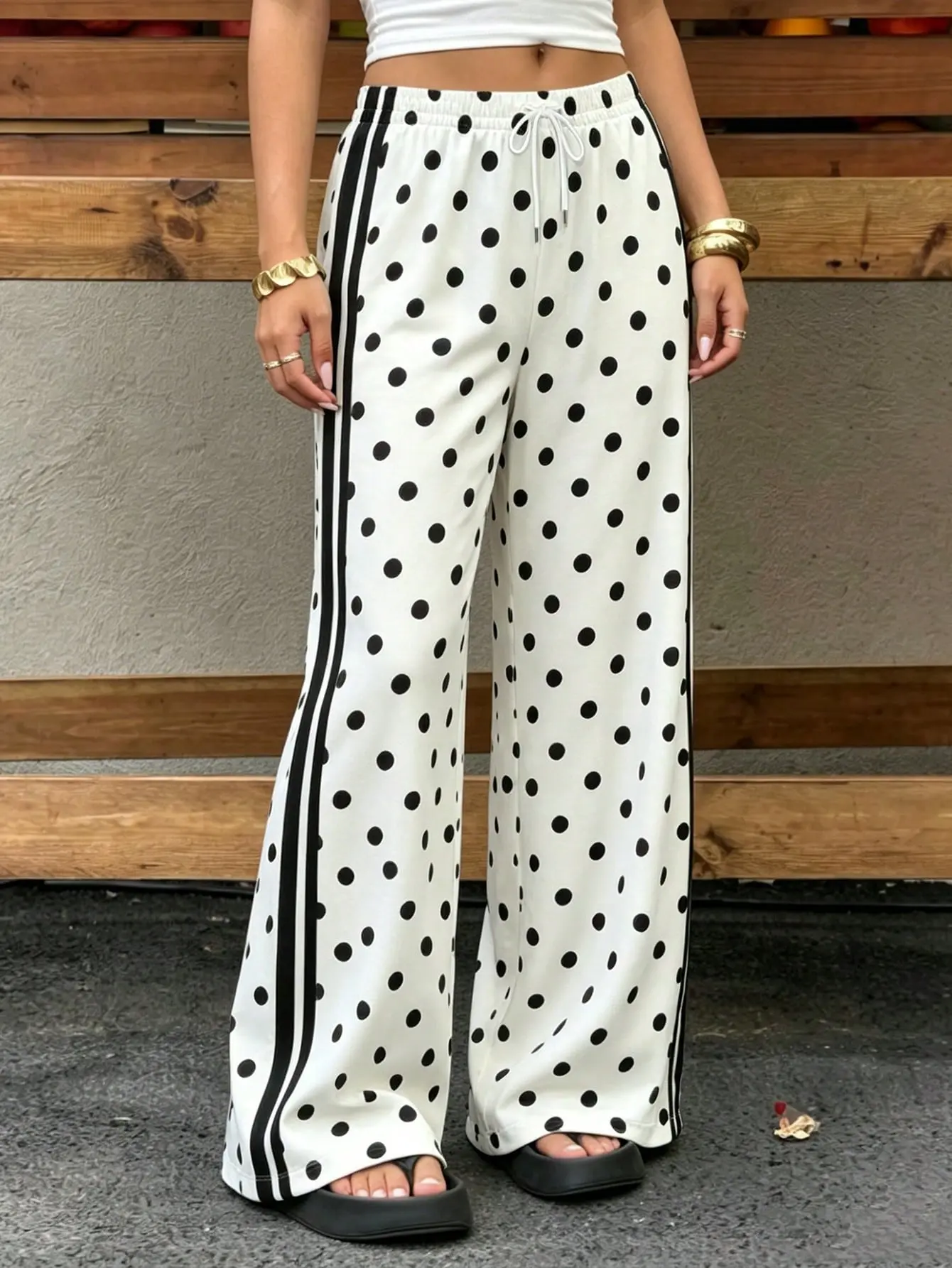 Women’s Polka Dot Print Athletic Wide-Leg Pants - Smooth, Lightweight, Comfortable Fabric, Drawstring Elastic Waist, 3-Stripe Side Stripes, Vintage Korean-Style Relaxed Fit, 1-Piece Bottoms for Spring/Summer/Autumn Everyday & Home Wear (Pairs with Tops)