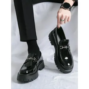 1 Pair Men's Business Solid Color Round Toe Slip-on Loafers, Trendy Thick-soled Leather Loafer Shoes for Daily Life, Fashion  Footwear  for Party, Daily Clothing Decor, Party Shoes