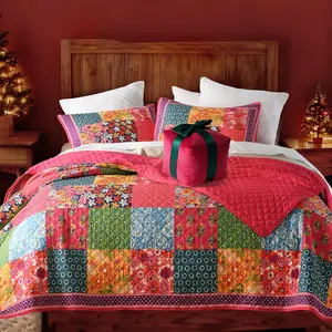 Patchwork Quilt Set  2/3 Piece Soft Floral Boho Bedspread, Reversible Plaid Printed Pattern Coverlet Set, Lightweight All Season Bedding with Pillow Shams for Bedroom Decor