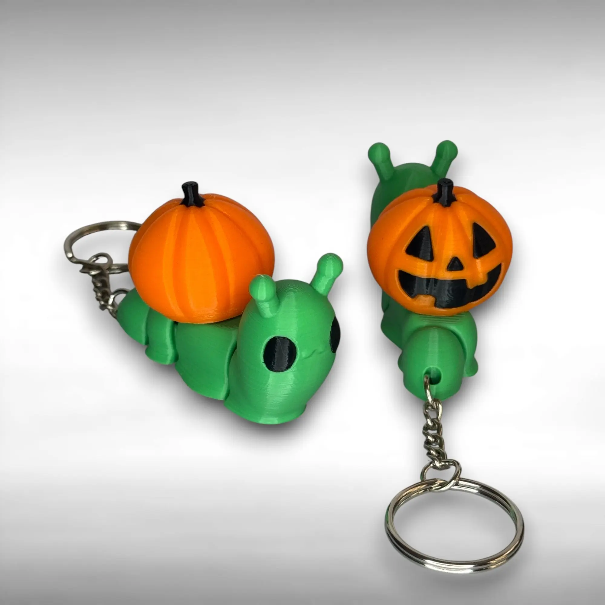 Pumpkin Snail Keychain - Fashion Accessory for Daily Use