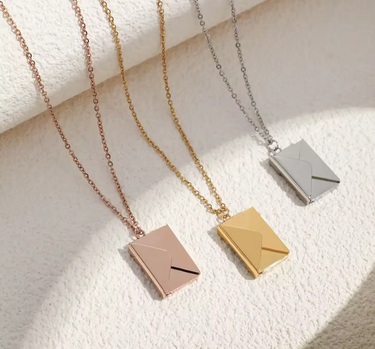 Personalized Envelope Necklace with Hidden Message - Custom Name Pendant in Gold Silver or Rose Gold - Tarnish Resistant Stainless Steel - Durable - Perfect for Bridesmaids, Memorials, Birthday Gifts, or Long Distance Love