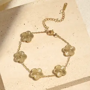 Gold Clover Bracelet Gold Clover Bracelet