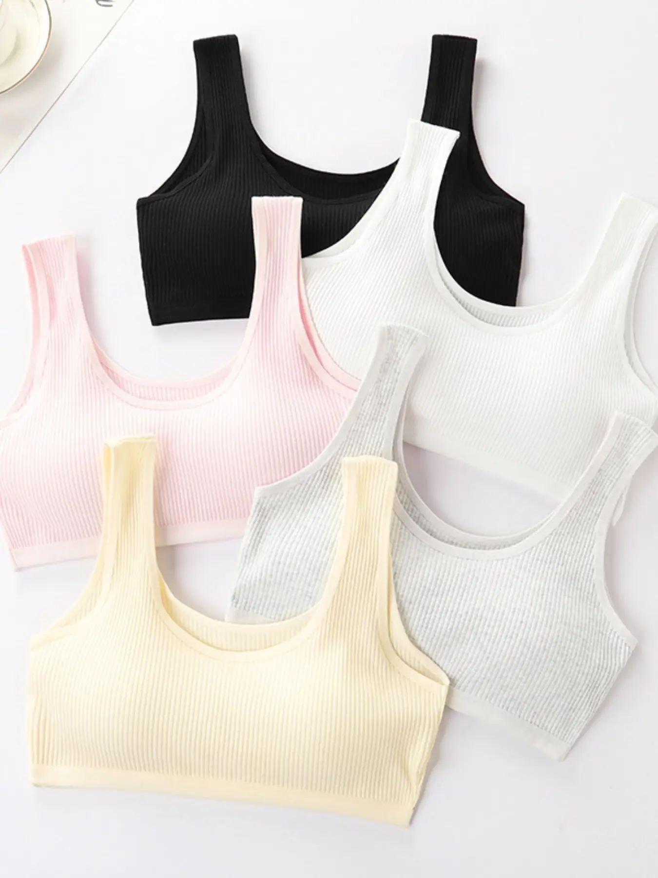 2026 New 5-Piece Set for Teen Girls, Comfortable Breathable Sports Bra, Teen Bras, Anti-Visible Lines, Active Wear Underwear