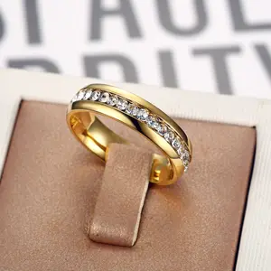 Ladies' Elegant Cubic Zirconia Ring - Synthetic Zircon Fashion Jewelry, Romantic Costume Accessory, Sizes 6-10 for Weddings, Anniversary Gifts