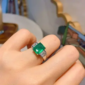 Emerald-Cut Green Crystal Statement Ring – Silver Tone