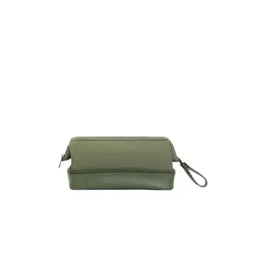 BEIS The Dopp Kit in Olive