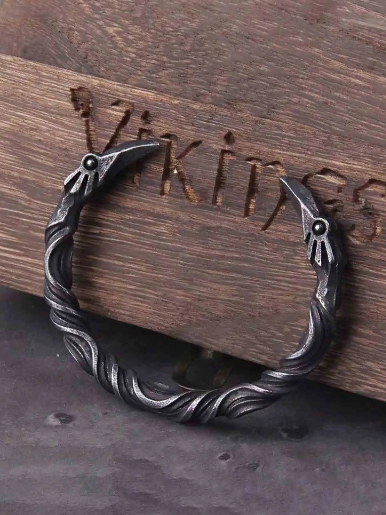 Vintage Gothic Dark Punk Crow Design Carved Open Bracelet, Trendy Punk Men's Party Style Bracelet, Unique Personality Accessory, Witchy Jewelry, Cuff Bangles Bracelets