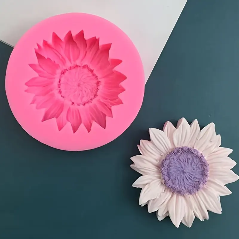 Sunflower Flower Silicone Mold - Reusable Flexible Candle, Resin Art, Handmade Soap and Clay Making, Handmade Crafts, Exquisite Petal Design, Home Decoration, Valentine's Day Gifts, Flower Styling, Specially Designed for Handicraft Enthusiasts