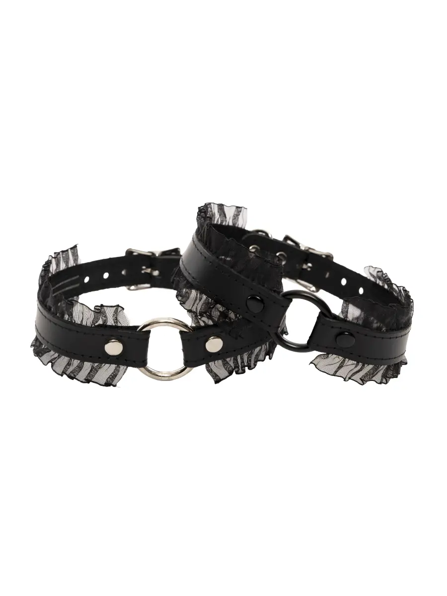 Ruffle O-Ring Choker