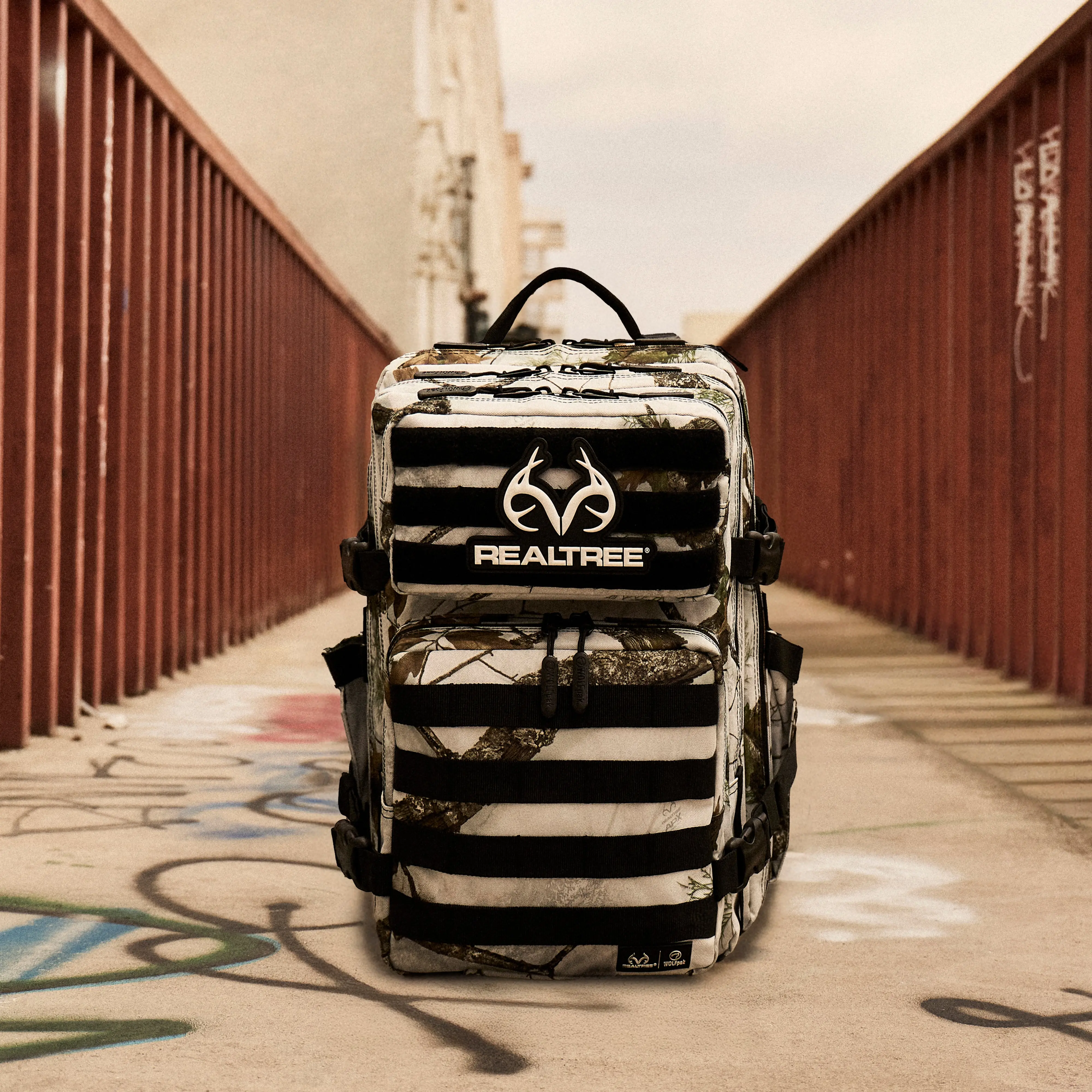 25L Backpack Realtree® APX Snow