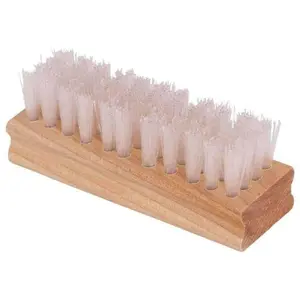 Four Seasons Small Nylon Brush