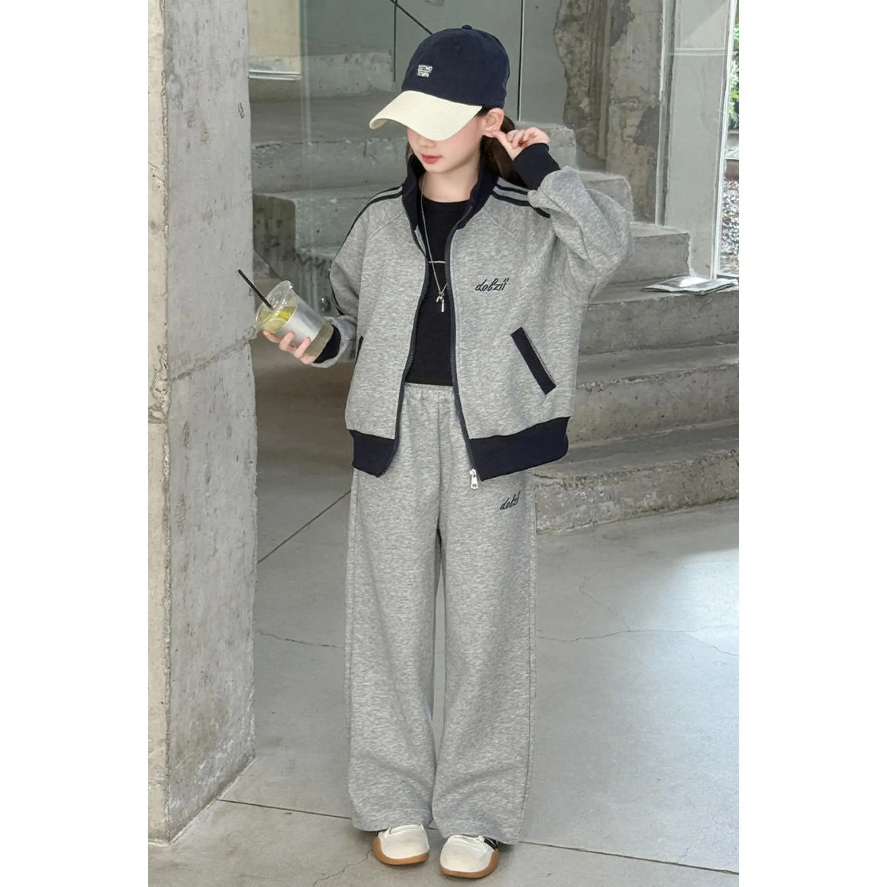 Girls Fashion Casual Gray-Black Tracksuit Set- Youngsters Clothes Girls, Girls Outfit Sets |   Teen Girl Clothes, Fall Outfits for Girls, New Year Giftteen Girl Clothes, Perfect for Outdoor, for Teenager