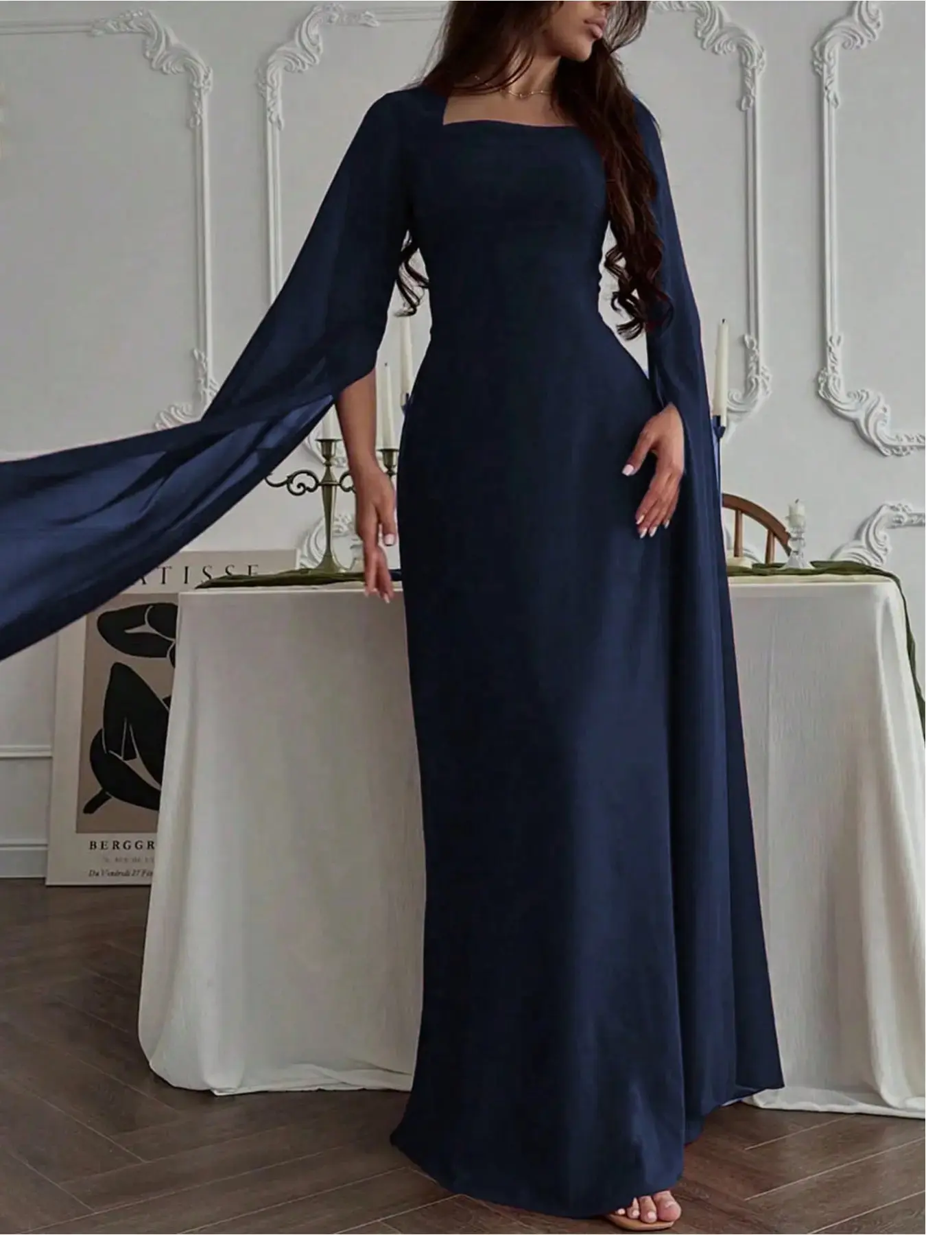 Elegant and stylish design with cape sleeves, Formal court-style dress, slim-fit dress for graduation ceremony and wedding, high-end temperament long-sleeve cape, sexy and slimming, elegant long-sleeve dress