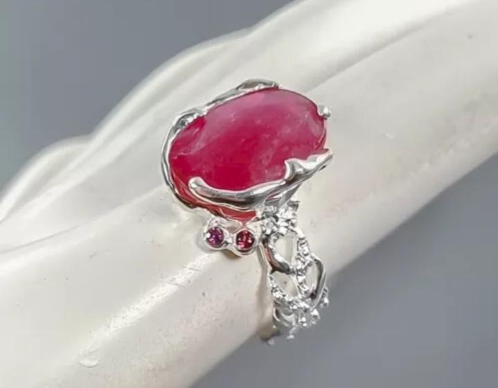 Sterling Silver Ruby Ring with Red Gemstone and Decorative Elements