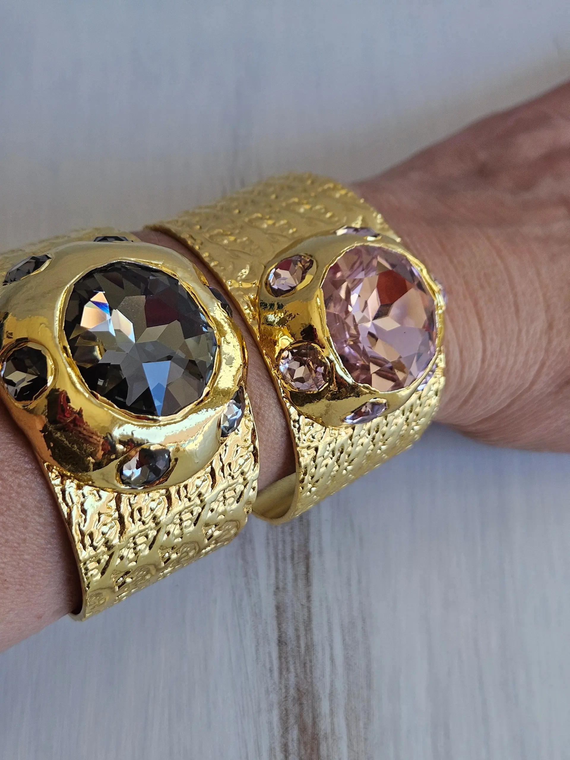 Costume Jewelry Large Gold Rhinestone Bracelet, ELO Fun Party Wrist Candy Accessory, Chain Jewelry Bracelets & Bangles