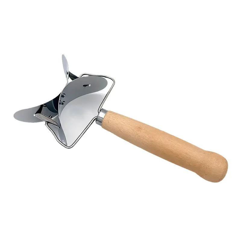 Wooden handle slicer