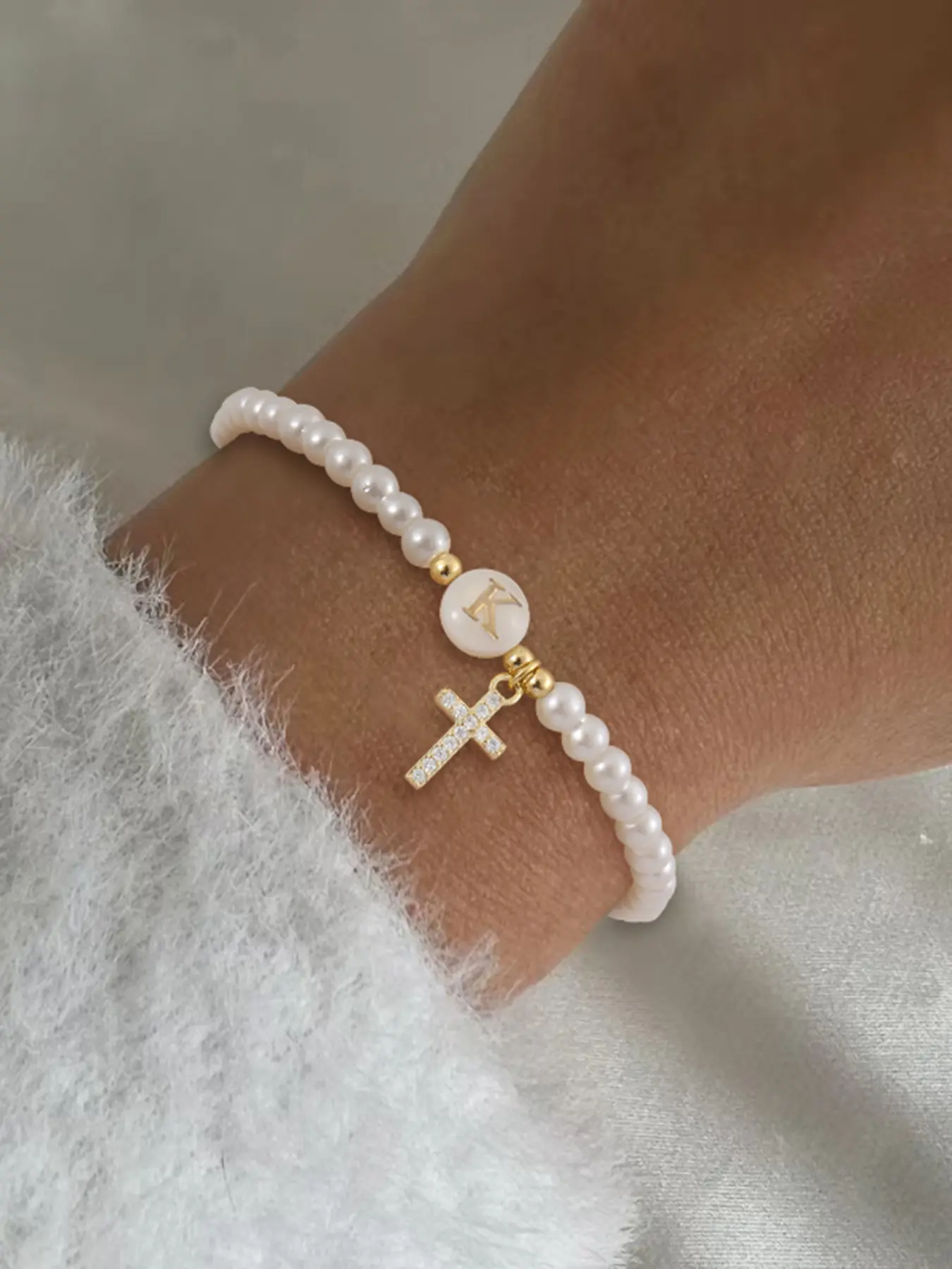 1Pcs Pave Zirconia Cross Round Initial Charm Bracelets Women's Bracelet Simple Vintage Beaded Bracelet Elegant Minimalist Cross Design Bangle For Women Personalized Jewelry