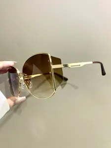 Large Frame Metal Glasses, Novelty Side Shade Eyewear, Classic Geometric Trendy Fashion Decorative Eyeglasses, Trendy Styling Sunglasses for Men and Women