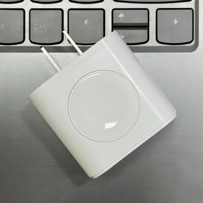 23W 3-in-1 charger, capable of charging three devices simultaneously, with built-in wireless charging for watches, suitable for portable charger charger wireless charger