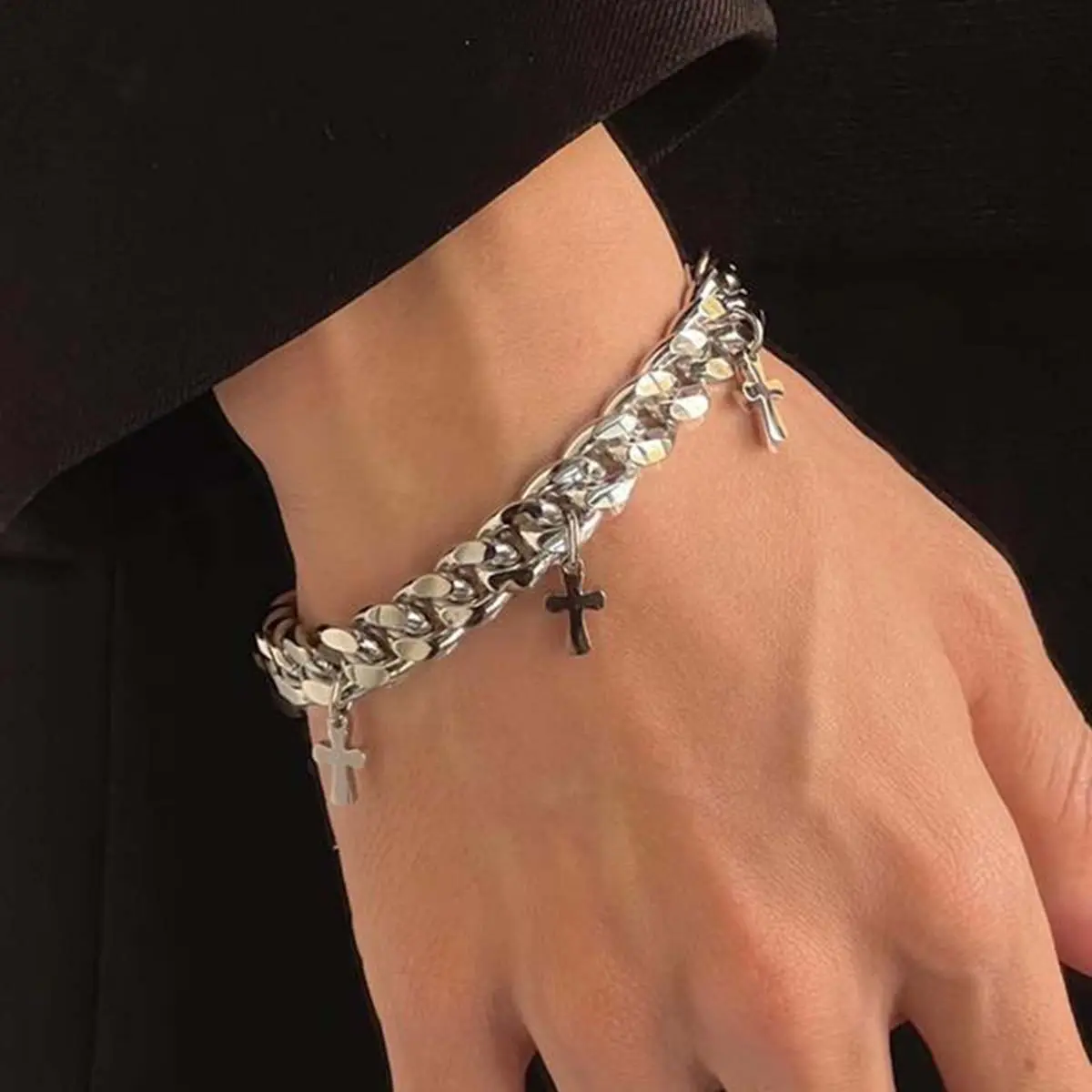 Simple twisted cross pendant bracelet Cuban fashion street style men and women daily accessories