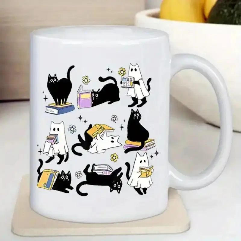 Ceramic Insulated Coffee Mug with Playful Cats Design - Reusable Hand-Washed Multipurpose Cup - Ideal Gift for Cat Lovers