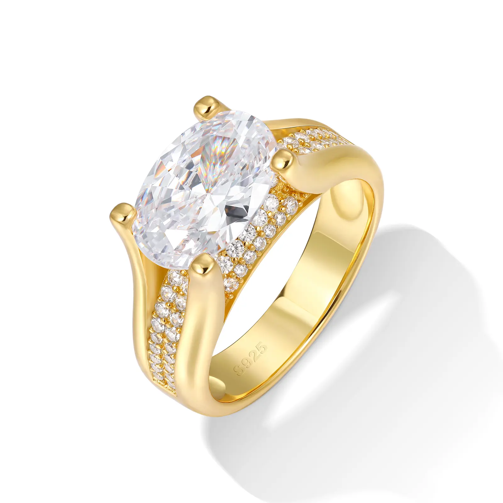 UCCIYO Women's 925 Silver Cathedral Handmade White Oval Cut Simulated Coloured Gemstone Ring (8x12mm) - Elegant Wedding Engagement Ring for Special Celebrations, Timeless Style 170