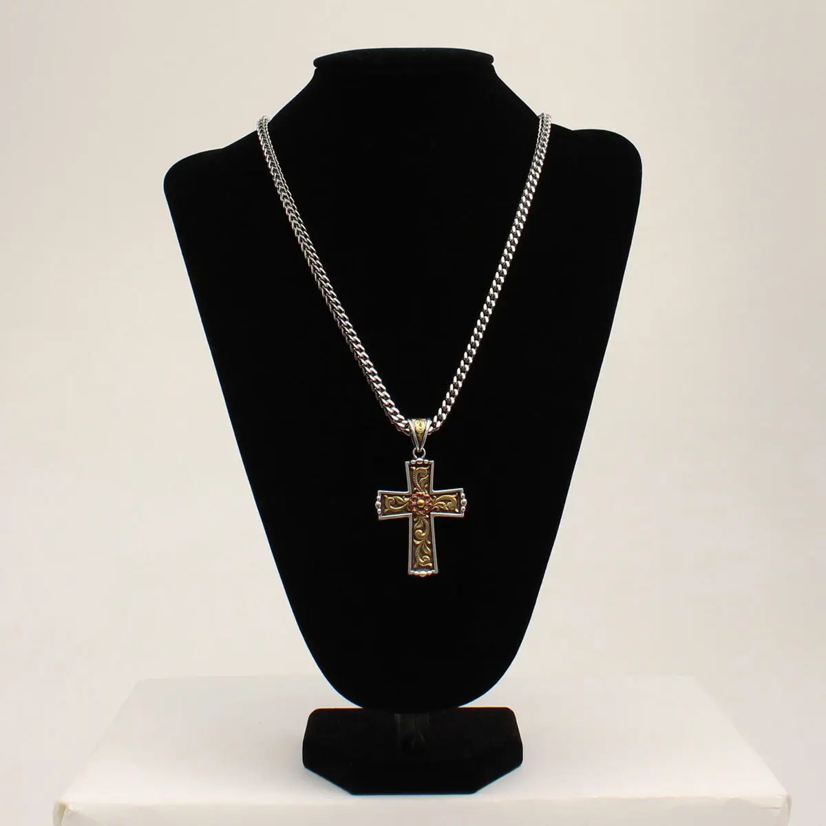 Twister Necklace 32146 with Cross Pendant and Chain