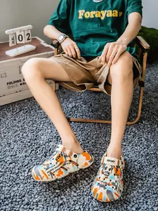 1 Pair Multi-color Camouflage Trendy Clogs (Size 38-45 Available) - EVA Material + Breathable & Non-slip, For Summer Casual & Street Styling, Trendy & Versatile