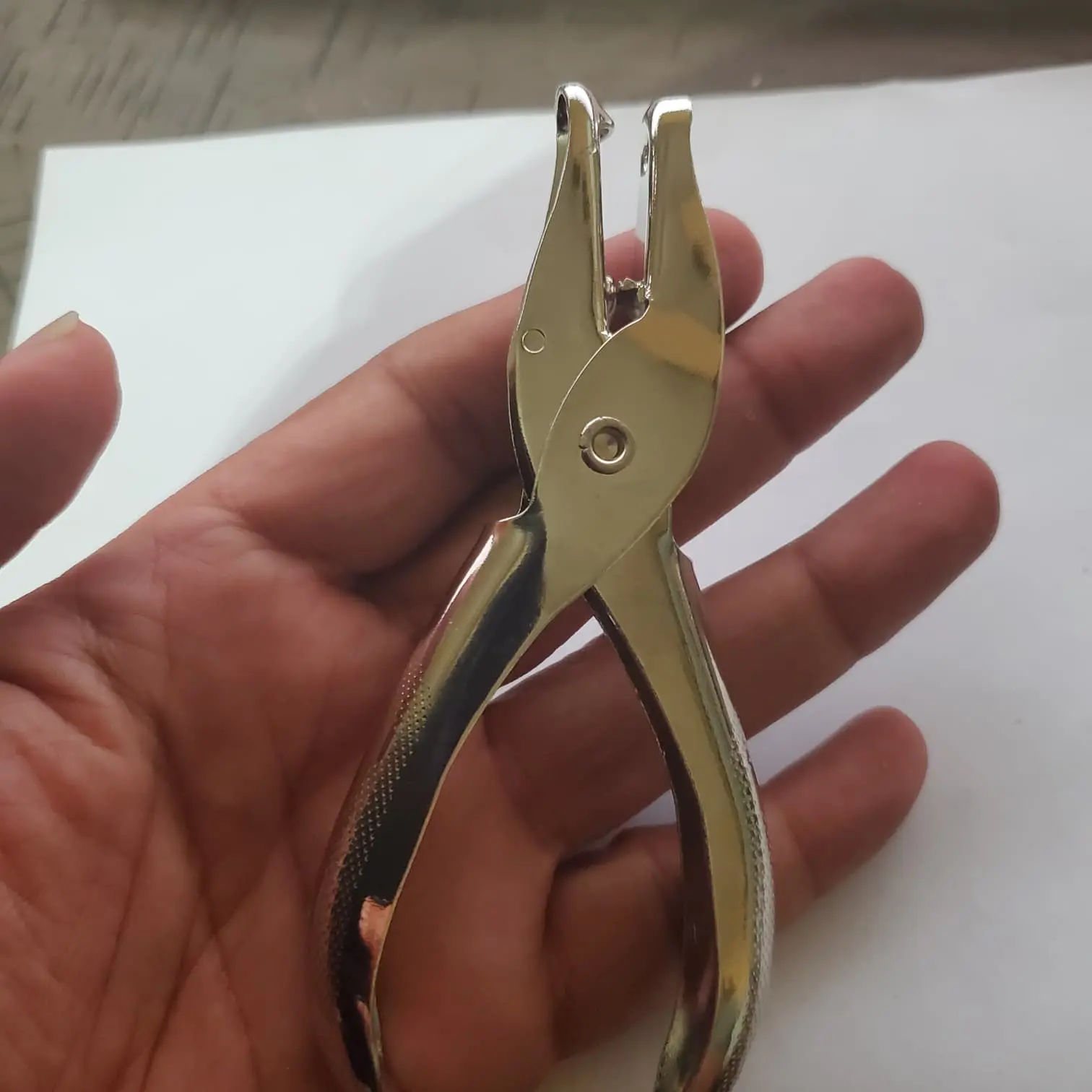 GAMEFOWL GAMEBIRD GALLO ROOSTER Jiffy Wing Band Pliers Jiffy wing band pliers #893S GAMEFOWL GAMEBIRD GALLO ROOSTER Jiffy Wing Band Pliers Jiffy wing band pliers #893S