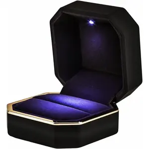 Luxury Ring Box, Square  Wedding Ring Case   Box with LED Light for Proposal Engagement Wedding, Black